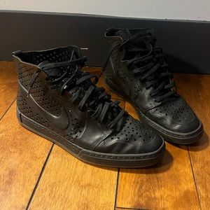 Nike Air Royal Mid Lite VT Sneaker Mens 11